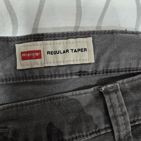 Wrangler Performance Cargo Grey Camouflage Regular Taper Pants Men's Size 34x32 - Picture 6 of 12